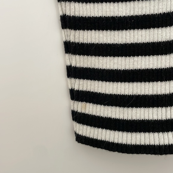 UNIF knit crop top - Picture 6 of 6